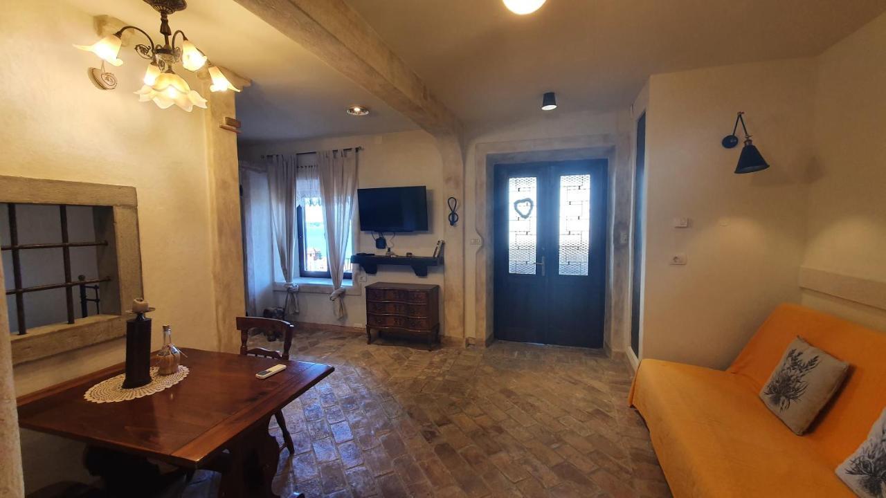 Studio-Apartments Monfort Порторож Екстер'єр фото